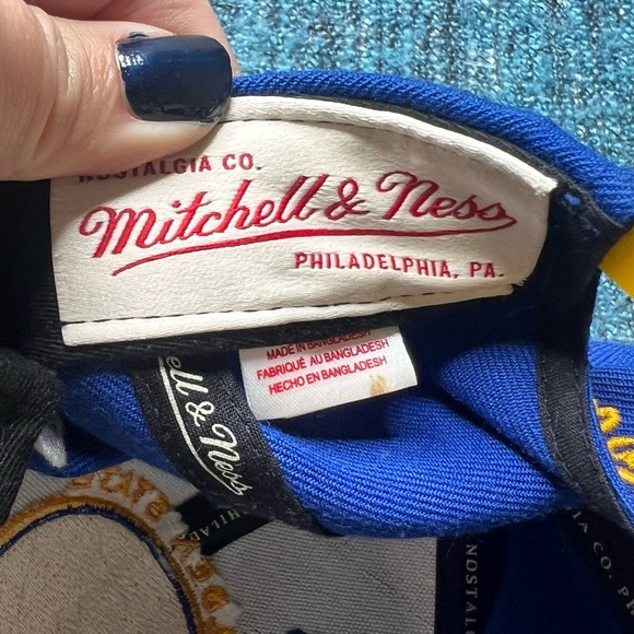 Mitchell & Ness 2015 Golden State Warriors Snap Back Hat in Blue Yellow - Picture 8 of 11